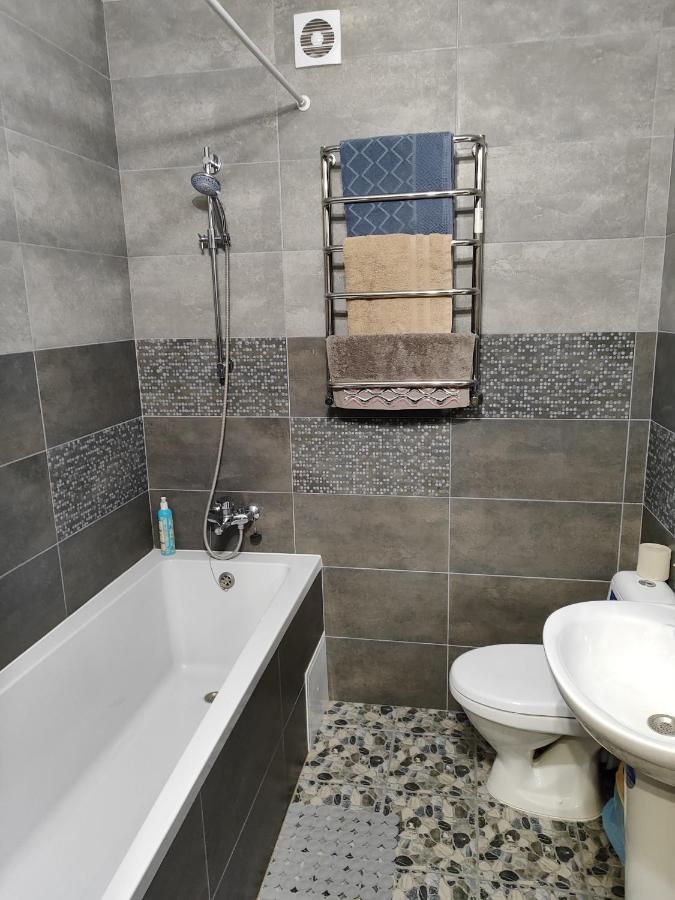 Новобудова Центр Либiдь Плаза Apartment Khmel'nyts'kyy Ngoại thất bức ảnh