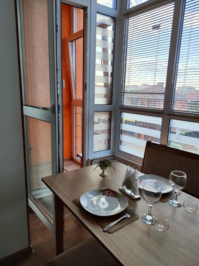 Новобудова Центр Либiдь Плаза Apartment Khmel'nyts'kyy Ngoại thất bức ảnh
